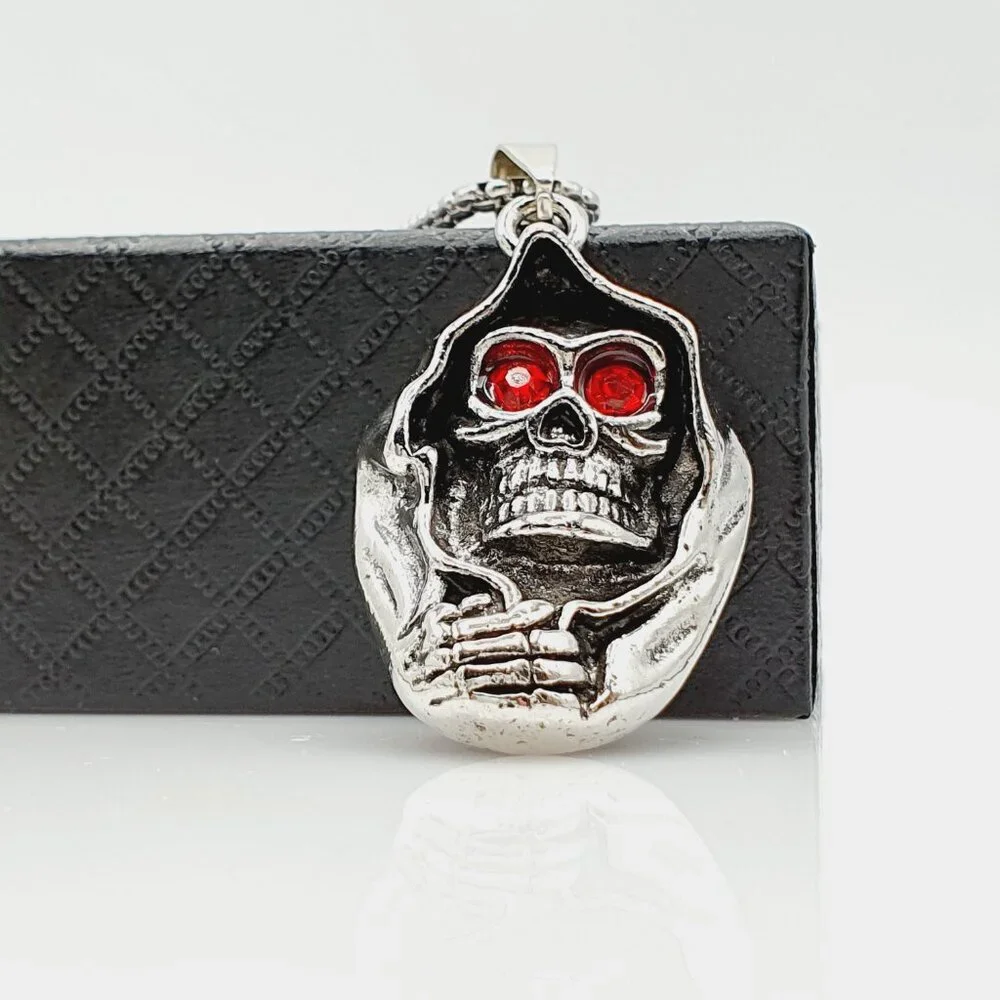 ❤️Surgical punk ghost head ruby skull necklace, N90201P110